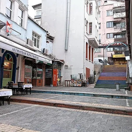 Asmin's House In Fatih